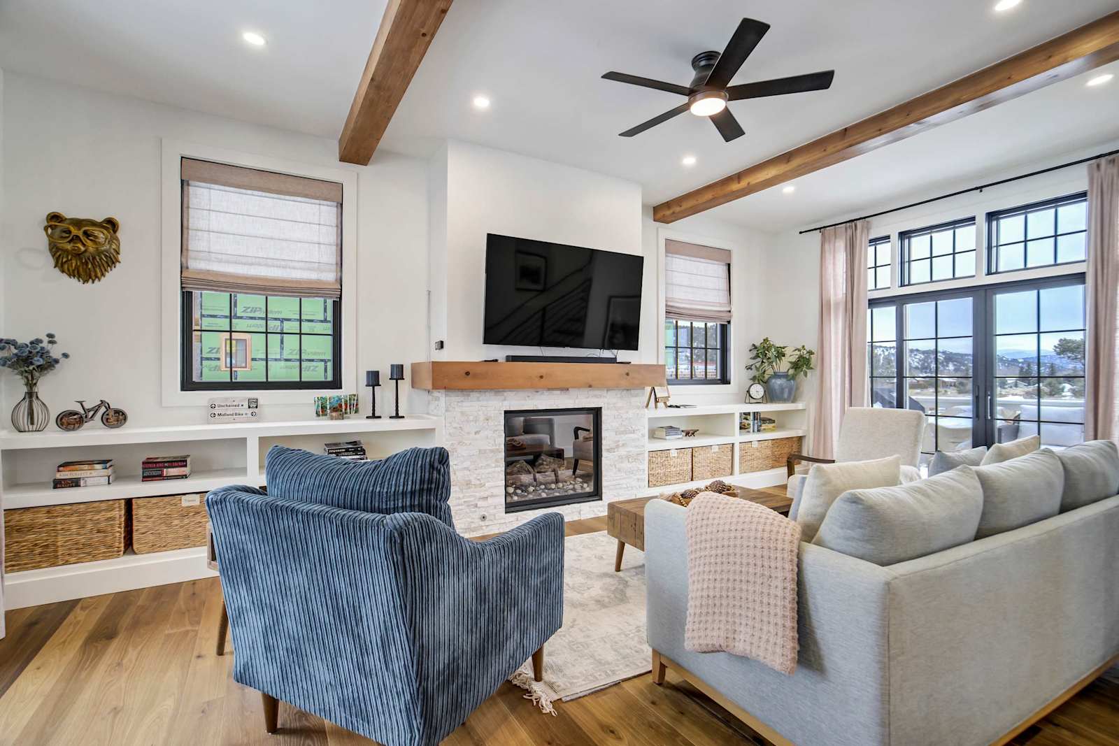 Bluebird Lookout! Stunning SouthMain Mountain Home