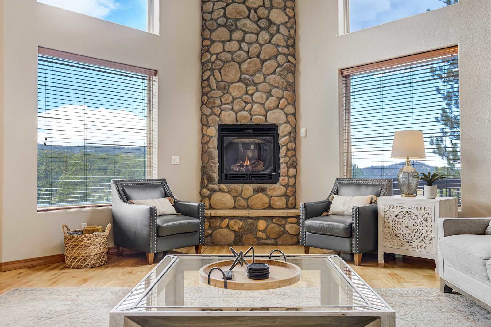 Timberline Hideout! Secluded Mtn Escape w Hot Tub