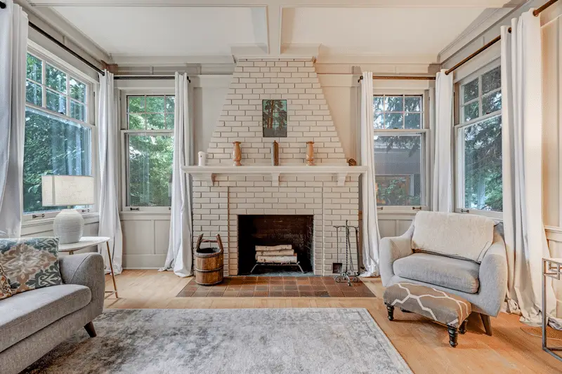 airbnb management vs co-hosting